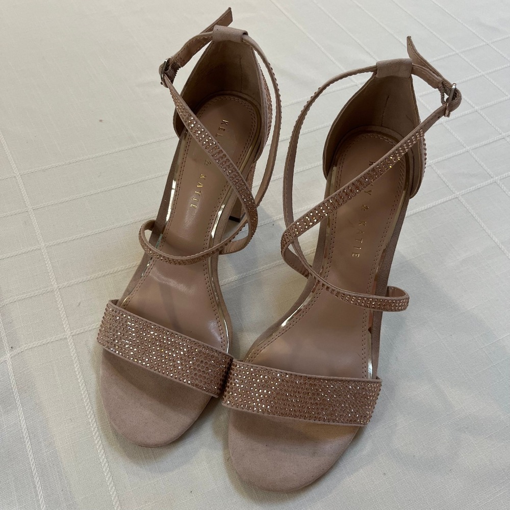 Women's Blush Strappy Block Heel Sandals - Picture 4 of 15